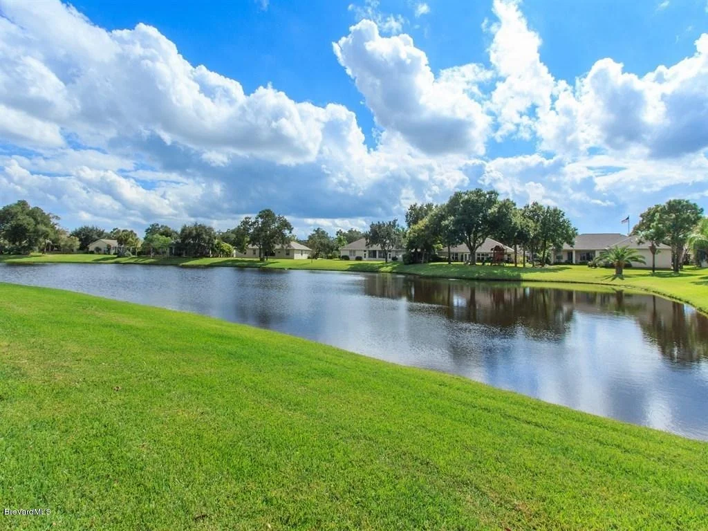 Photo of 933 Spring Oak Drive