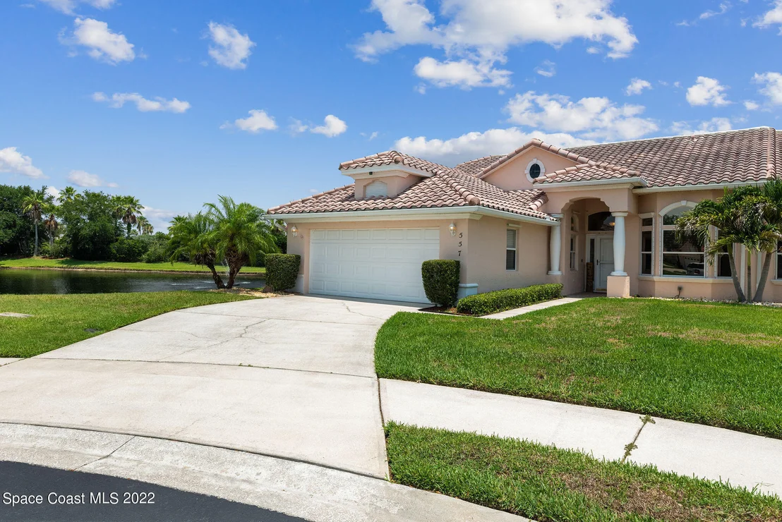 Photo of 557 Willis Way
