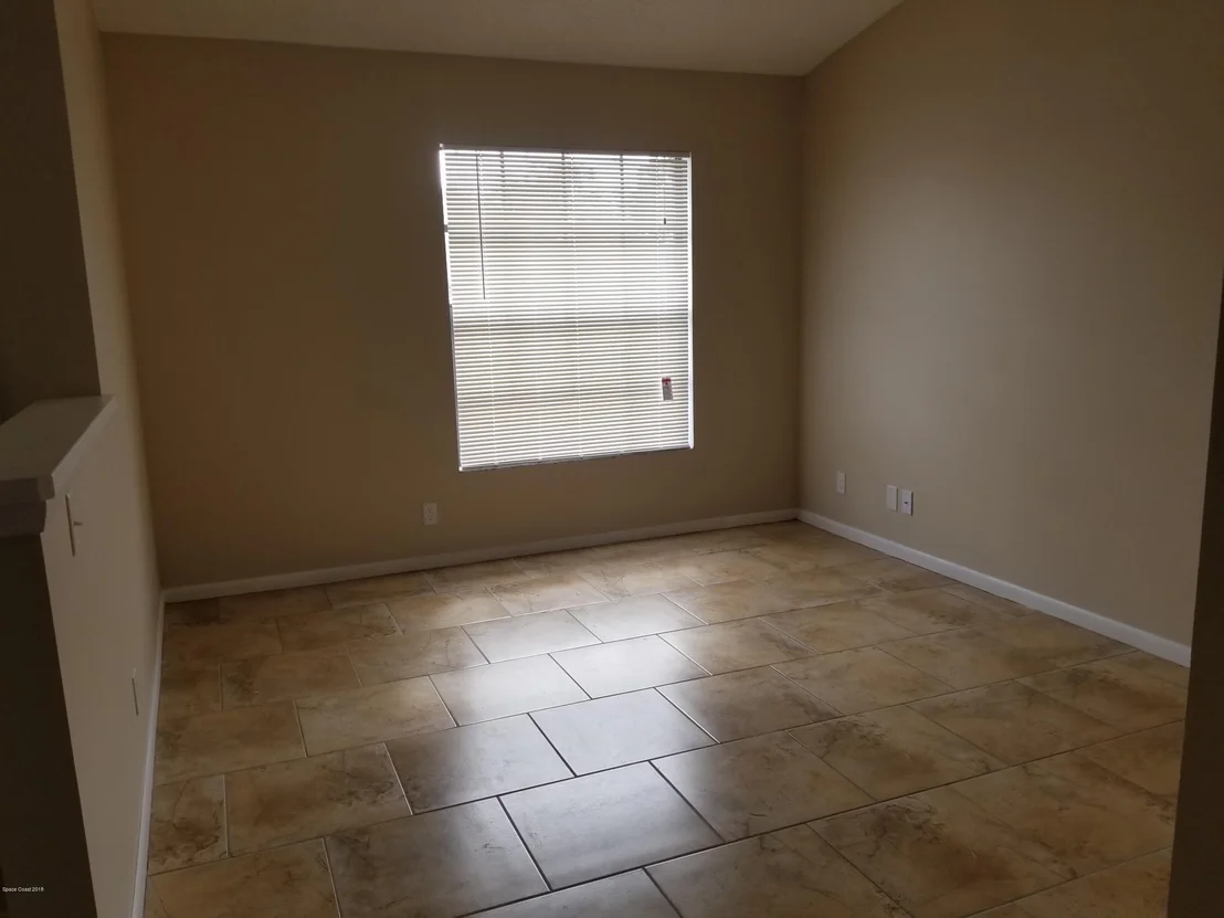 Photo of 824 Gardener Road