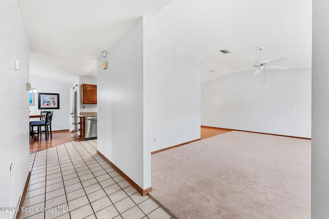 Photo of 396 Dolphin Street