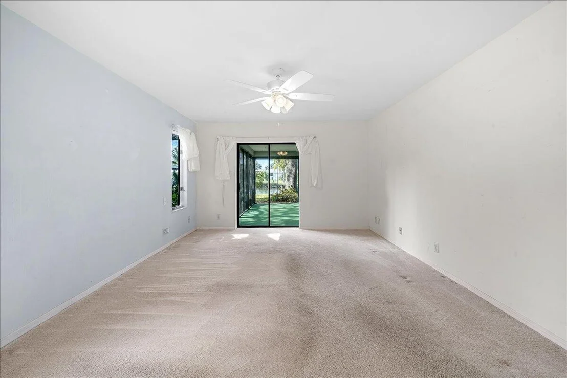 Photo of 1748 Bay Shore Drive