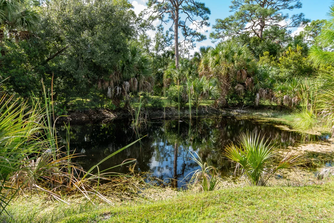 Photo of 1665 Harlock Road