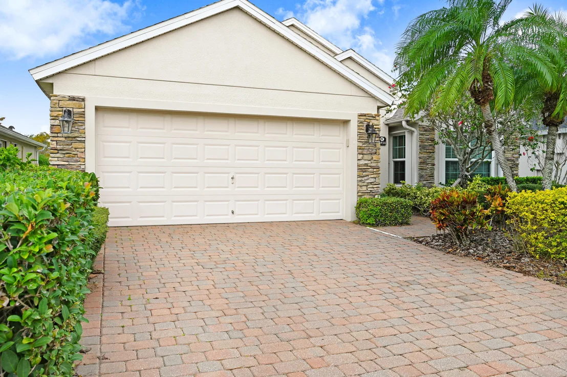 Photo of 6934 Renshaw Drive