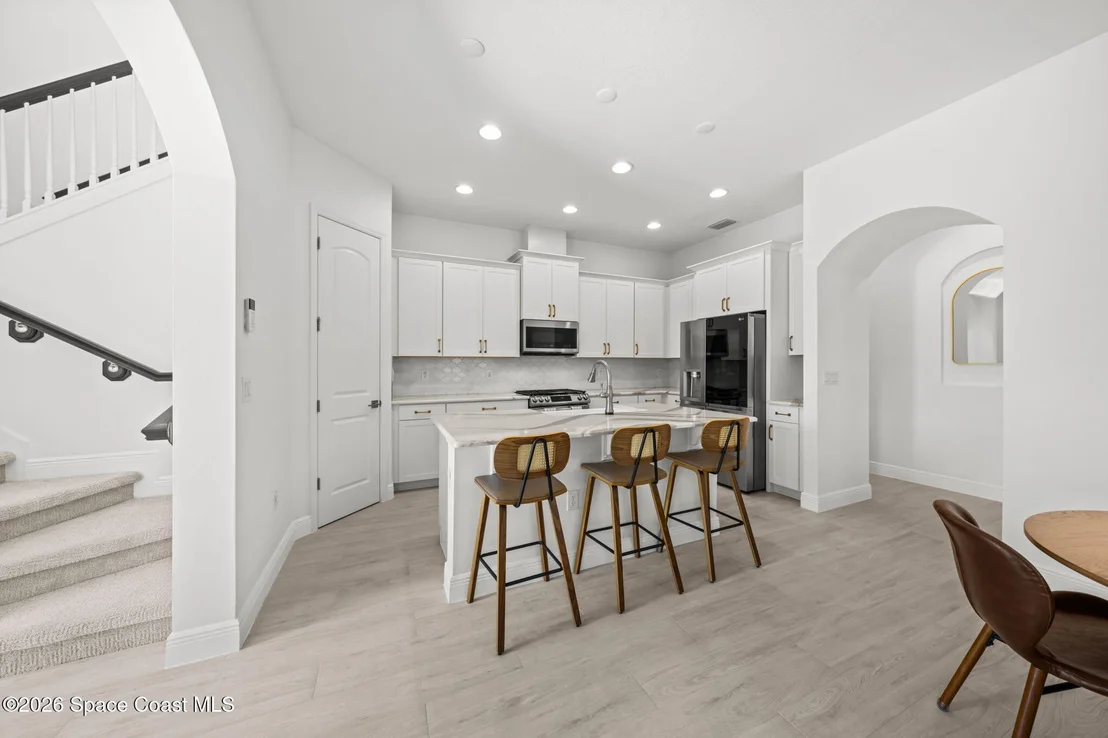 Photo of 8566 Lyside Drive