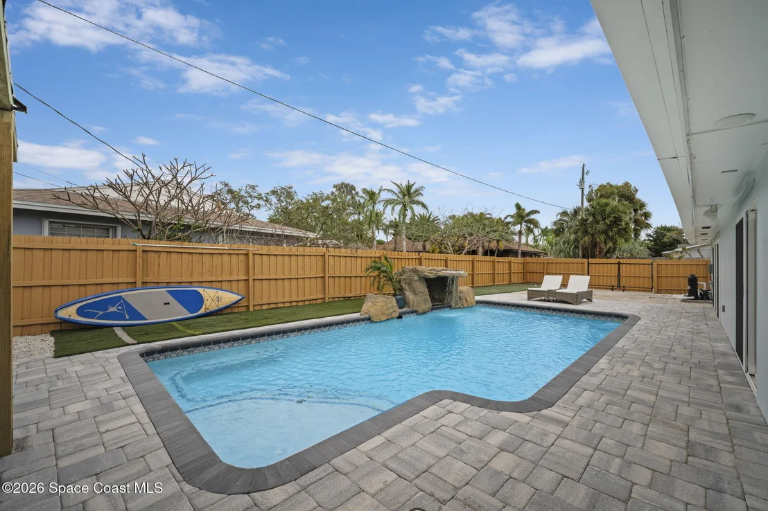 Photo of 500 Seabreeze Drive