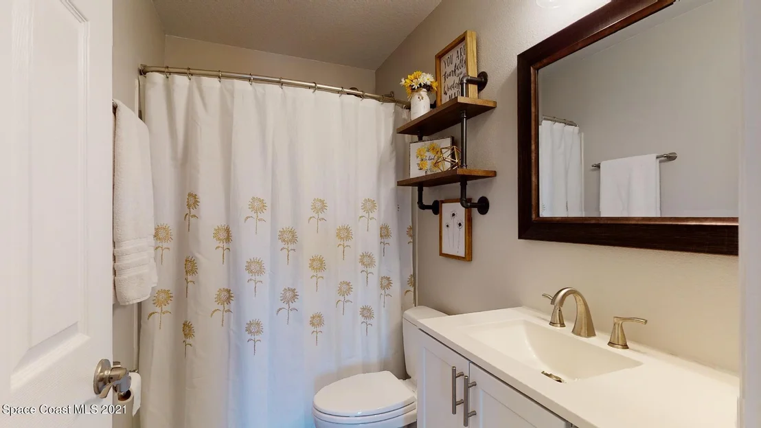 Photo of 505 Dryden Circle