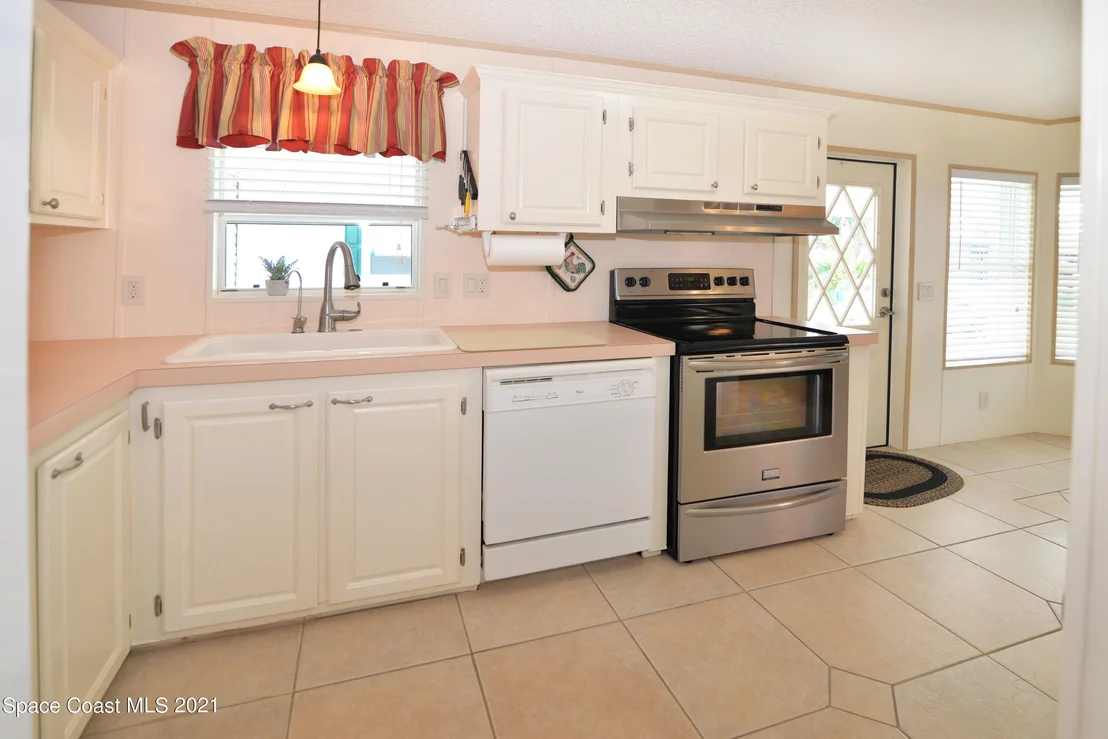 Photo of 7629 Chasta Road