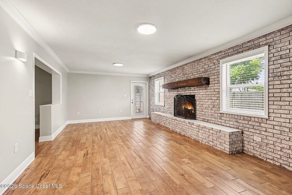 Photo of 990 Demaret Drive