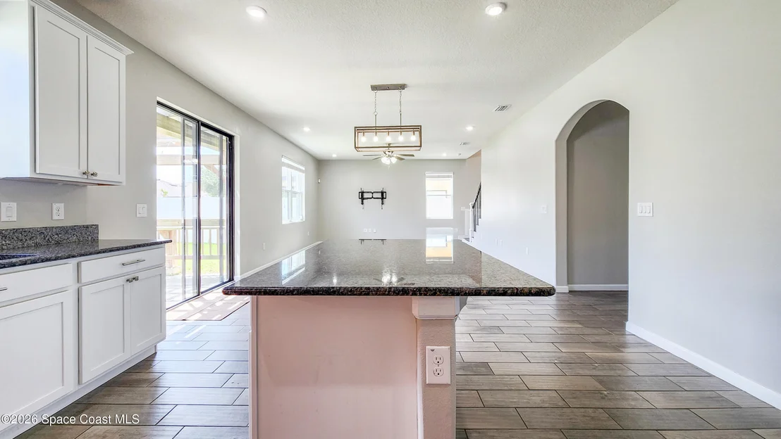 Photo of 1061 Peta Way