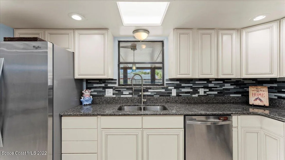 Photo of 6550 Beggs Terrace