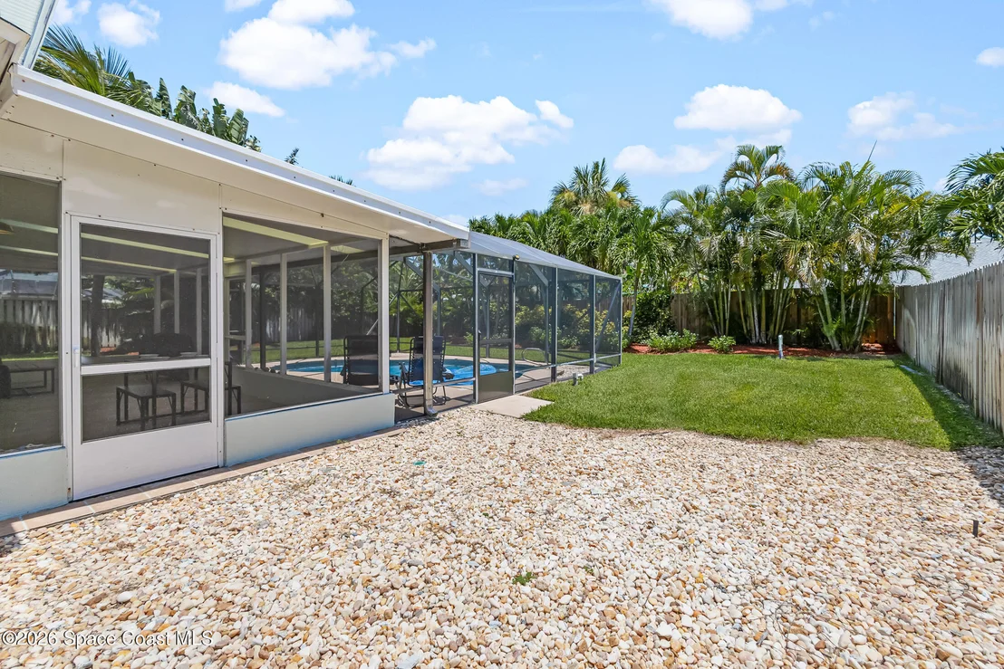 Photo of 6765 Angeles Road