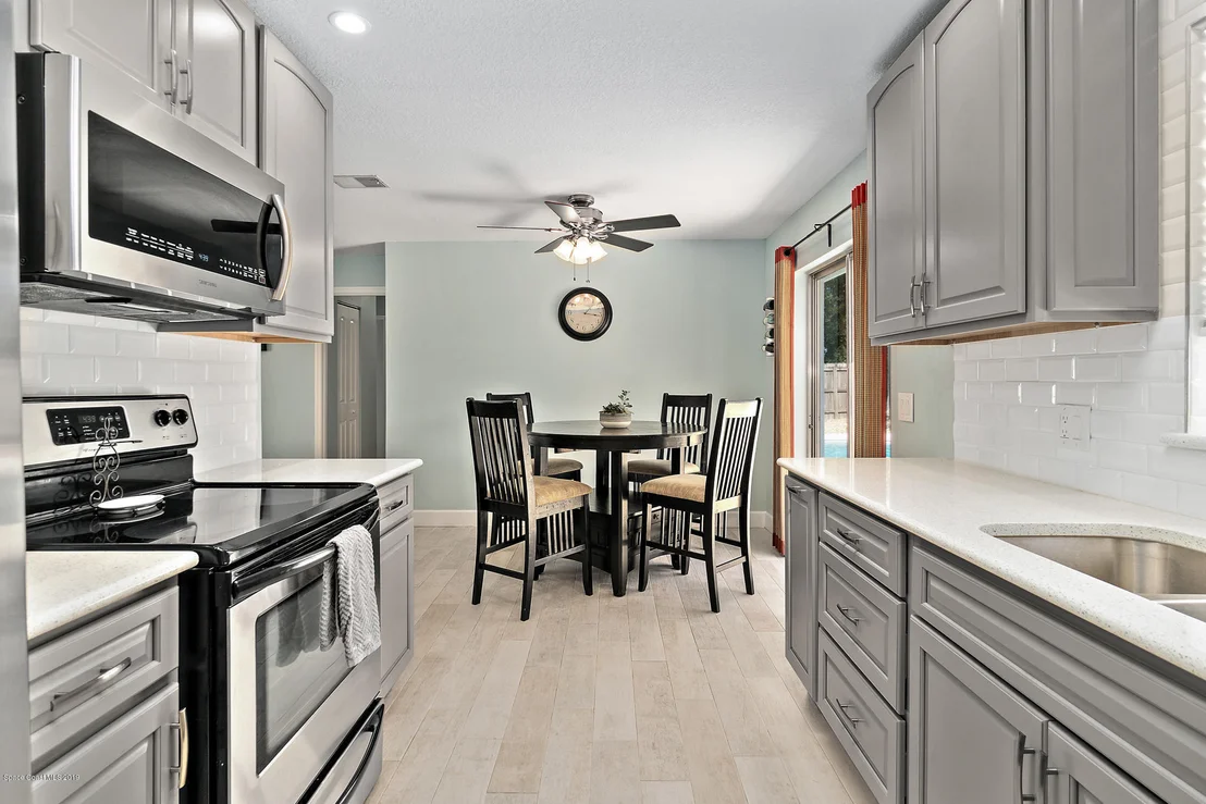 Photo of 435 Wright Court