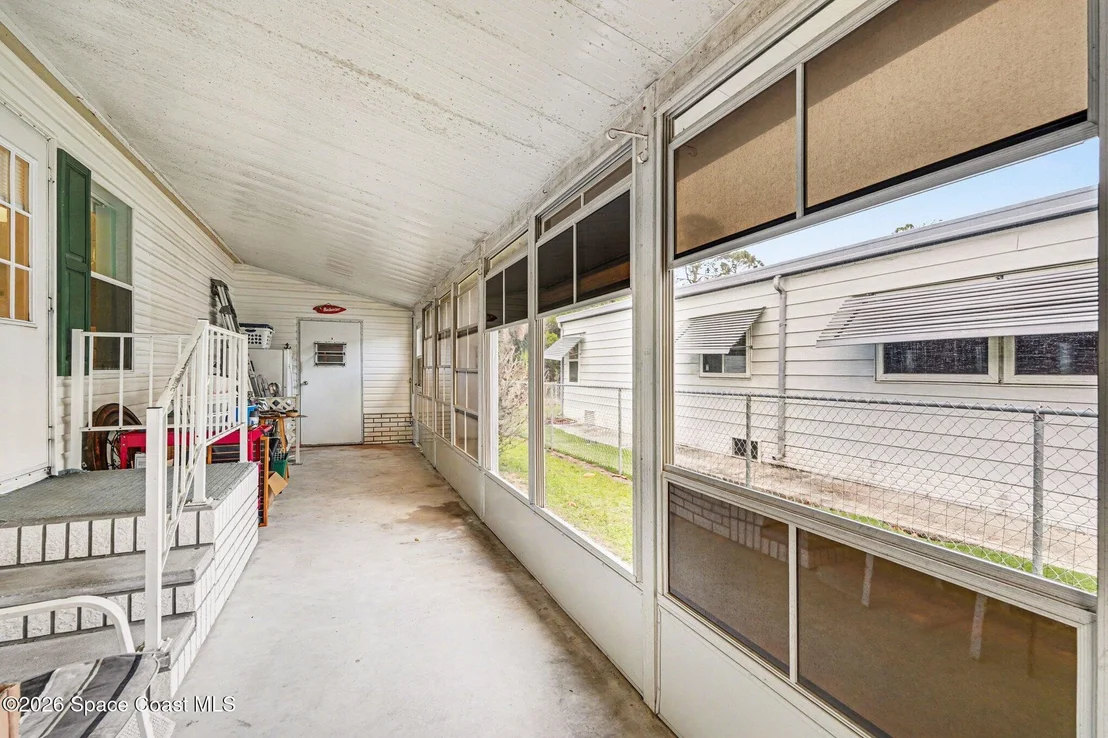 Photo of 210 Kiwi Drive