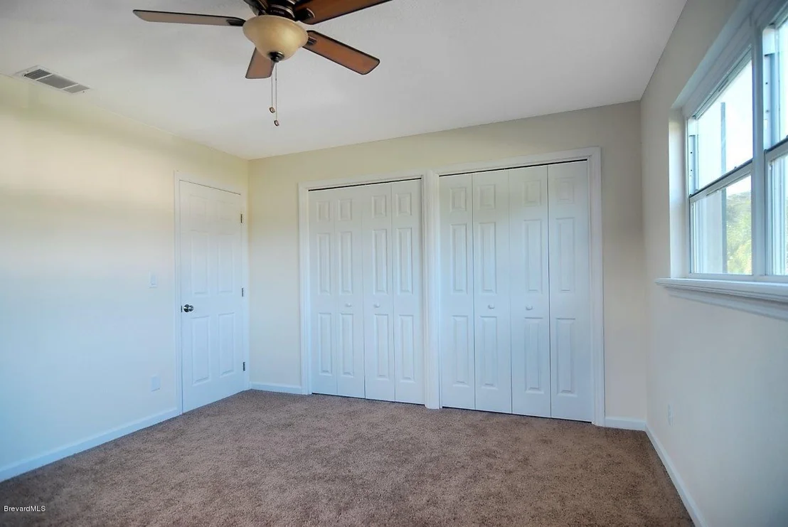 Photo of 524 E Ford Circle