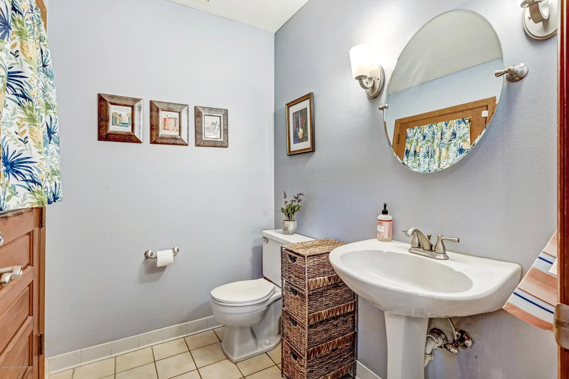 Photo of 255 Cardinal Drive