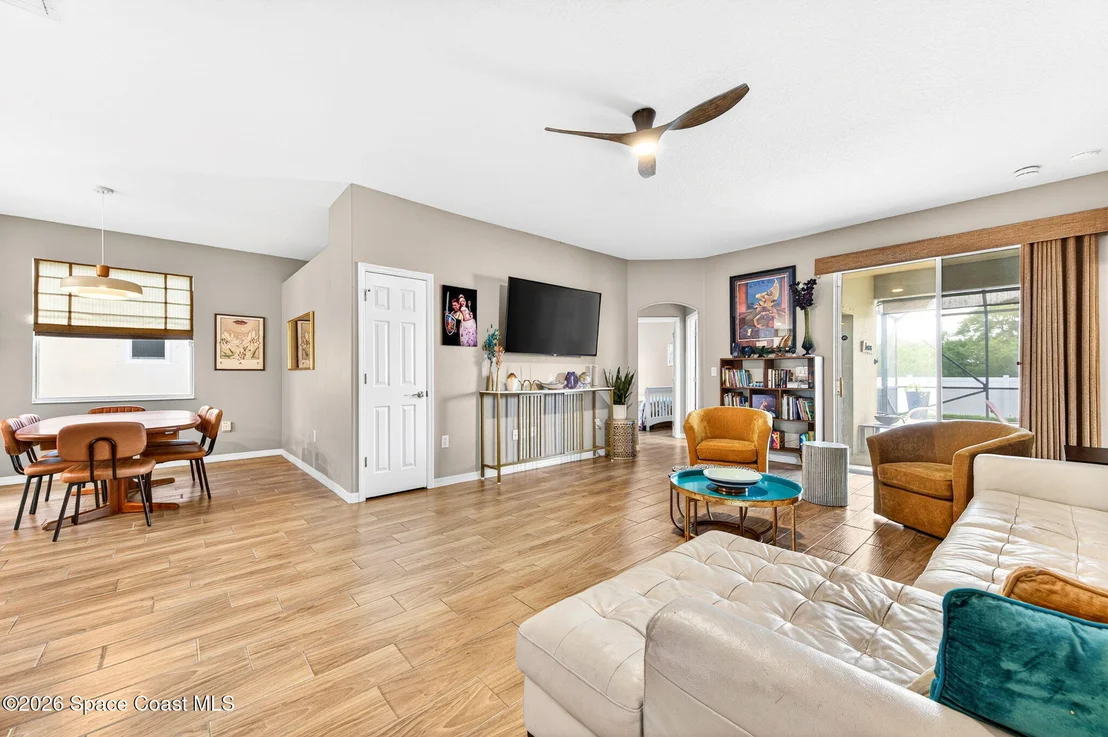 Photo of 1840 Bridgeport Circle