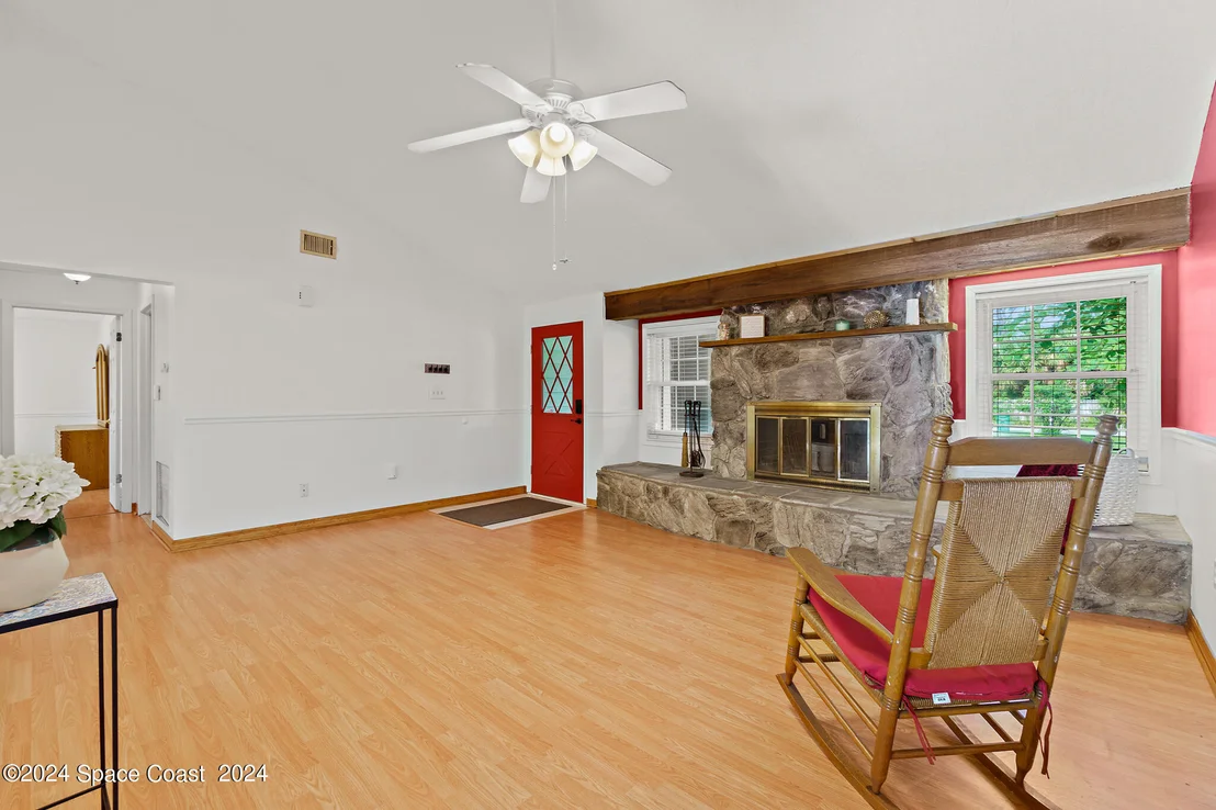 Photo of 3893 Burton Road