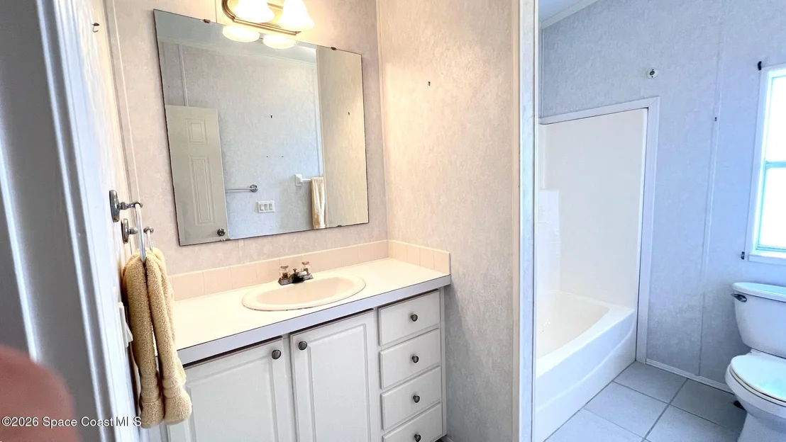 Photo of 249 Kiwi Drive