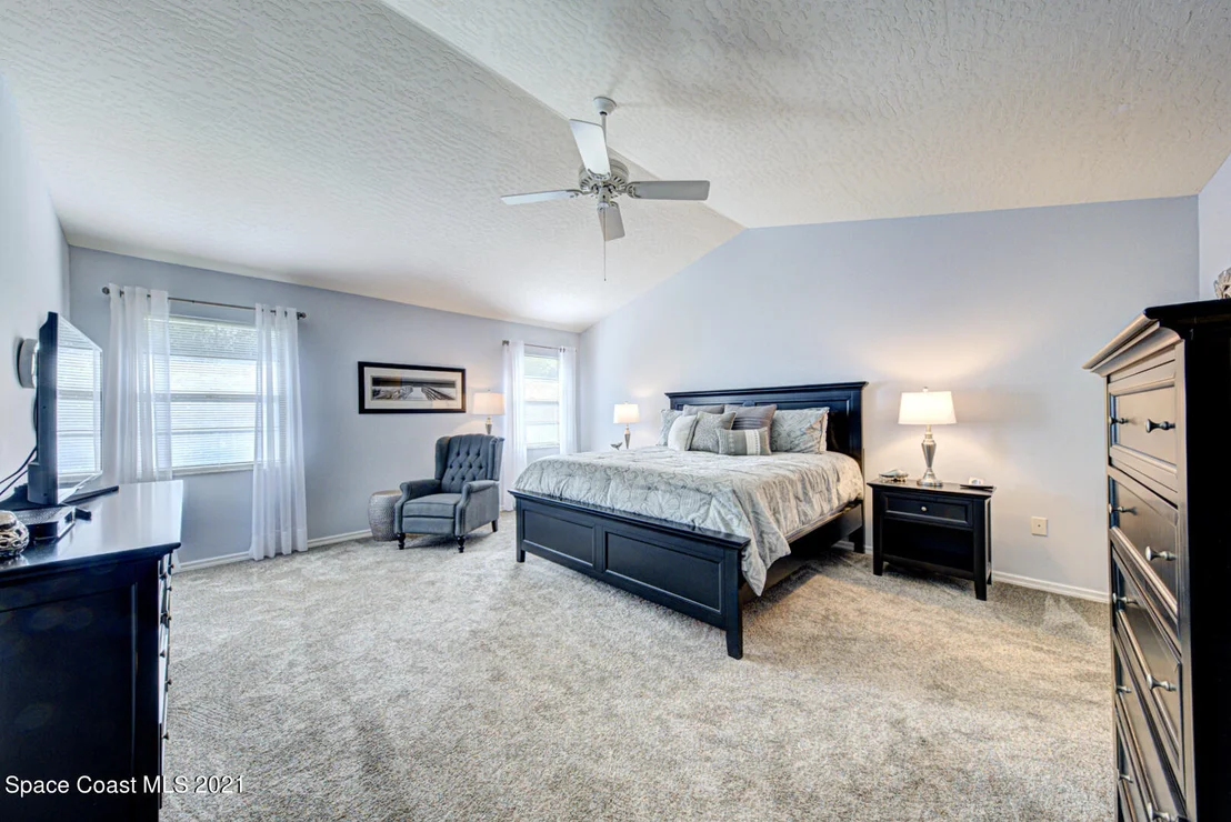 Photo of 873 Ridge Lake Drive