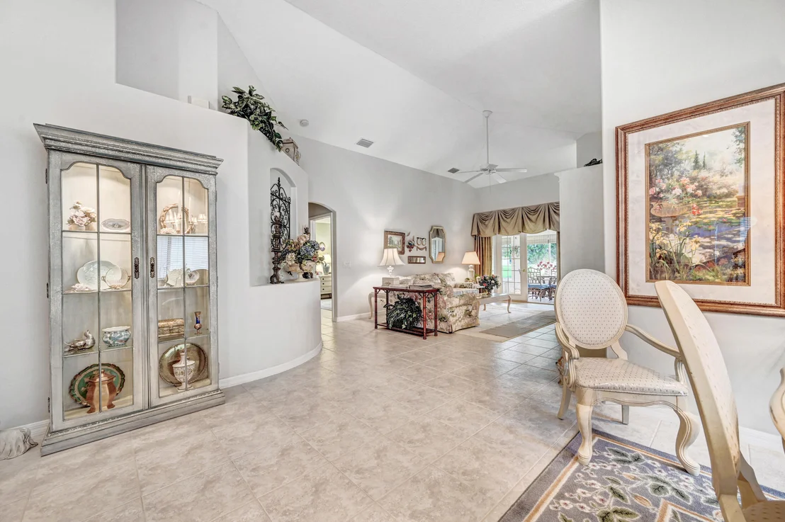 Photo of 6934 Renshaw Drive