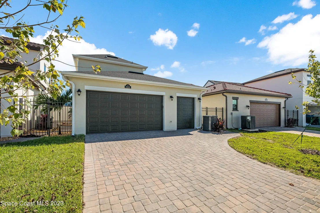 Photo of 8316 Lyside Drive