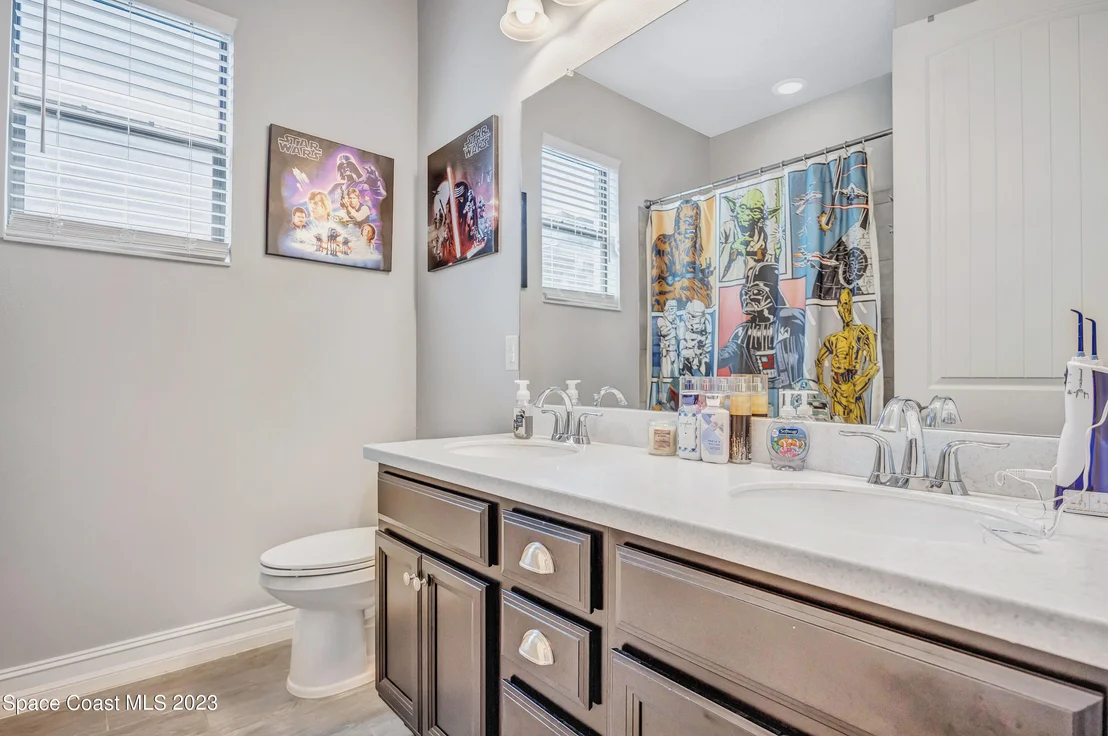 Photo of 7338 Bluemink Lane