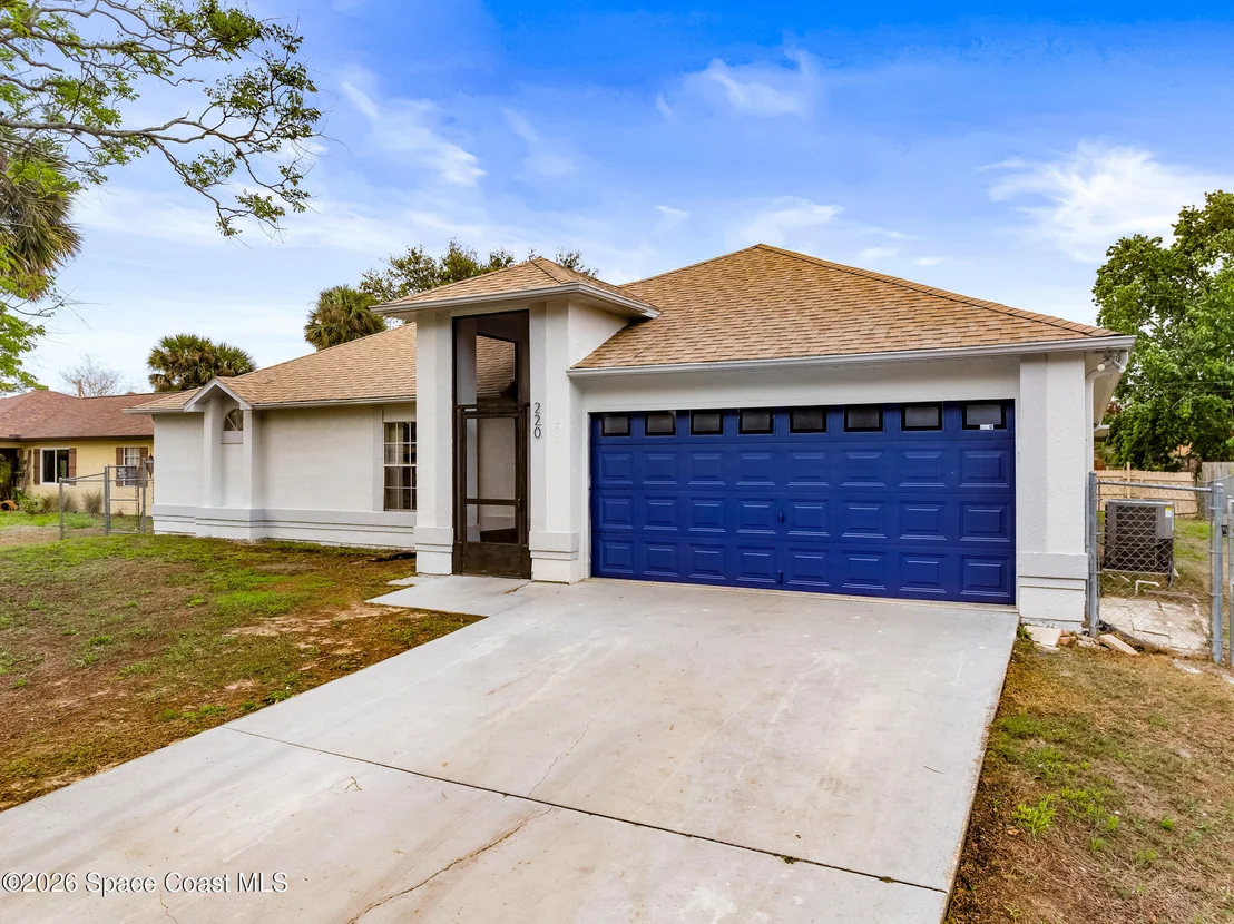 Photo of 220 Lanack Road SE