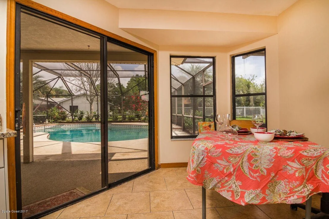Photo of 1372 Bonaventure Drive