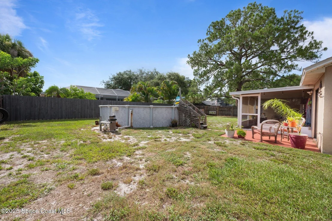 Photo of 6640 Dock Avenue