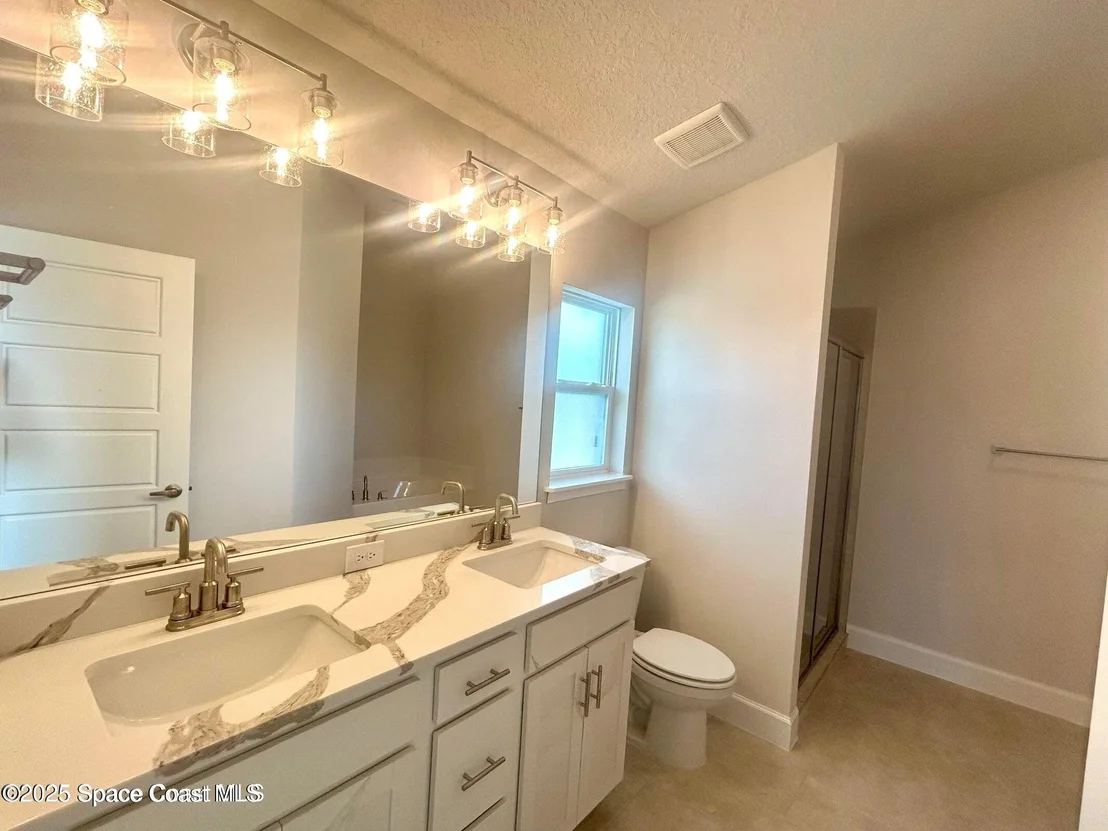 Photo of 1636 Kylar Drive NW