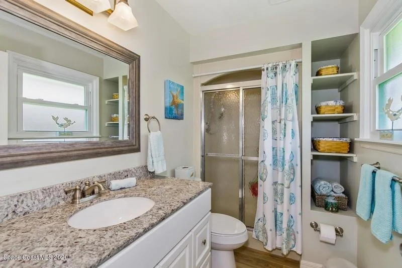 Photo of 208 Chalet Avenue