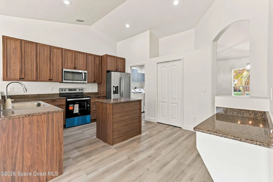 Photo of 1410 Ruffin Circle SE