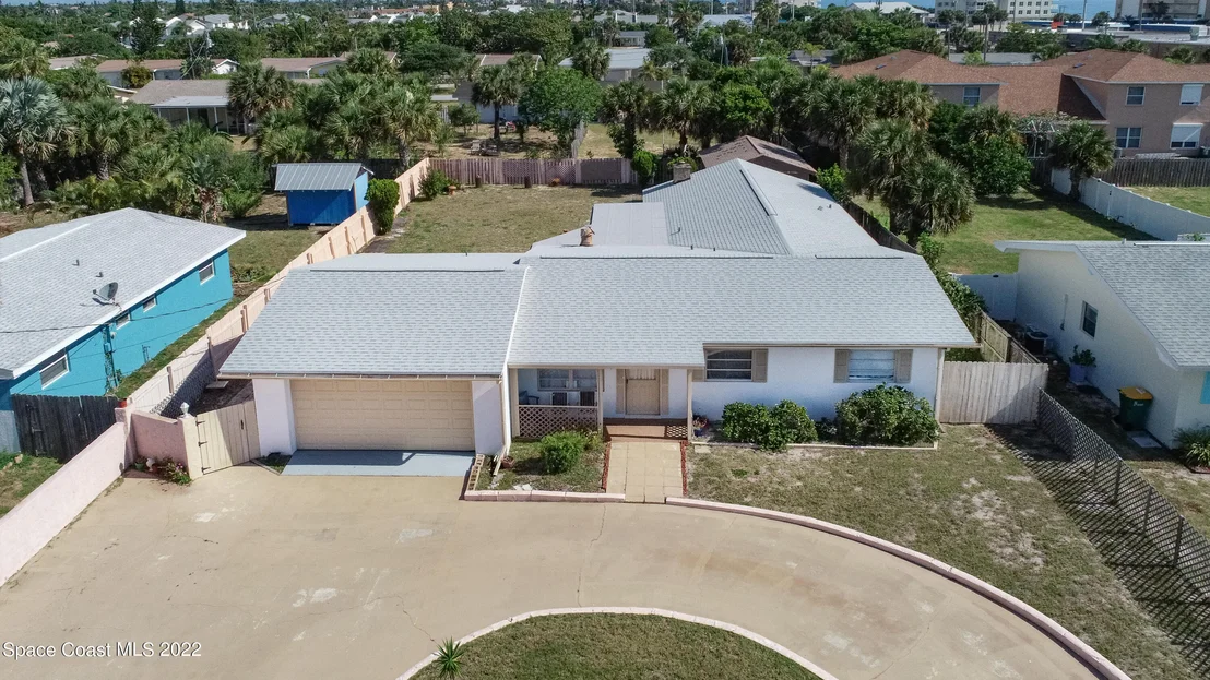 Photo of 112 Franklyn Avenue