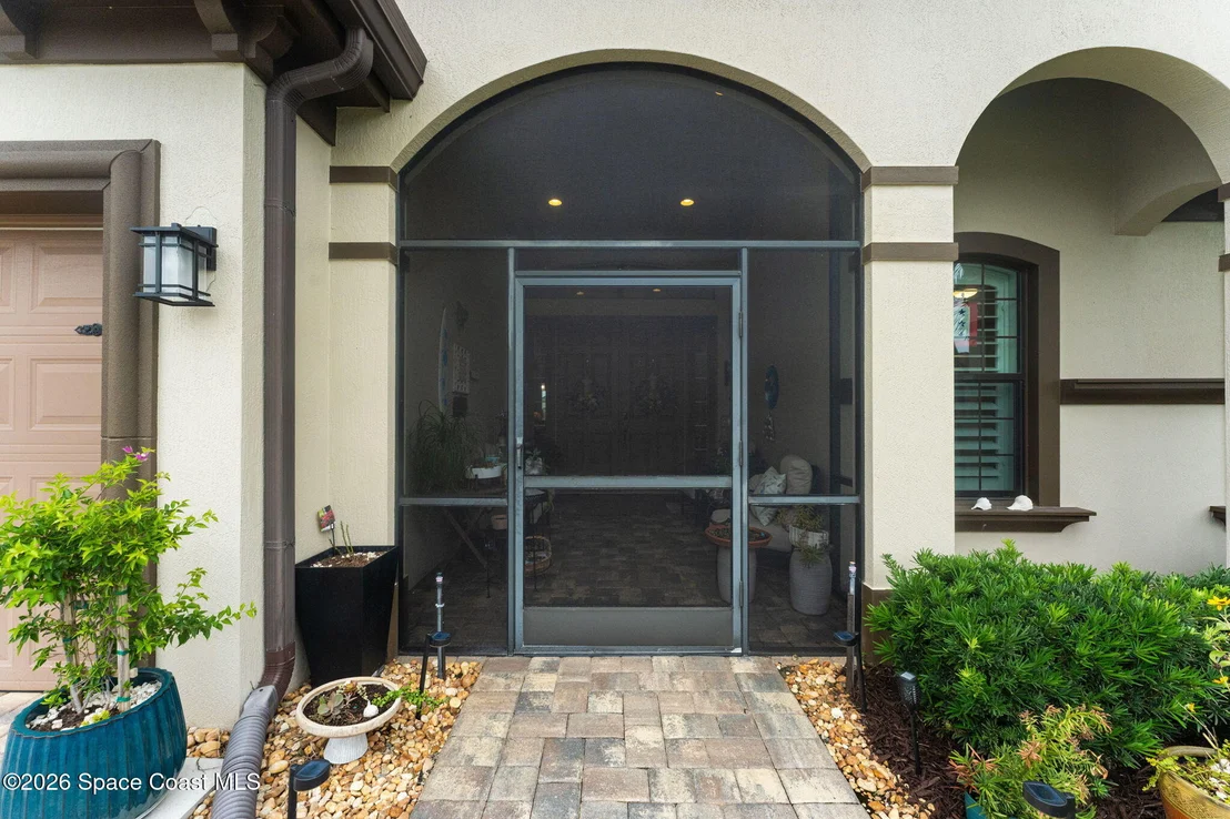 Photo of 8146 Stonecrest Drive