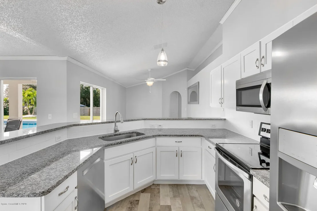 Photo of 239 Mcclain Dr