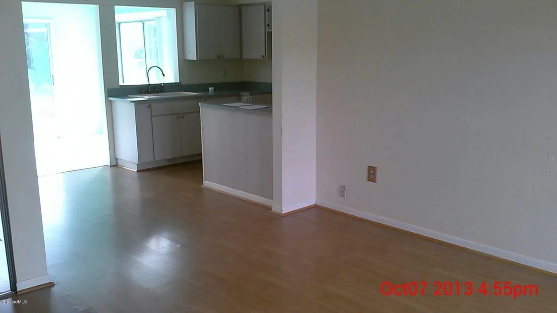 Photo of 1430 NE Cindy Circle
