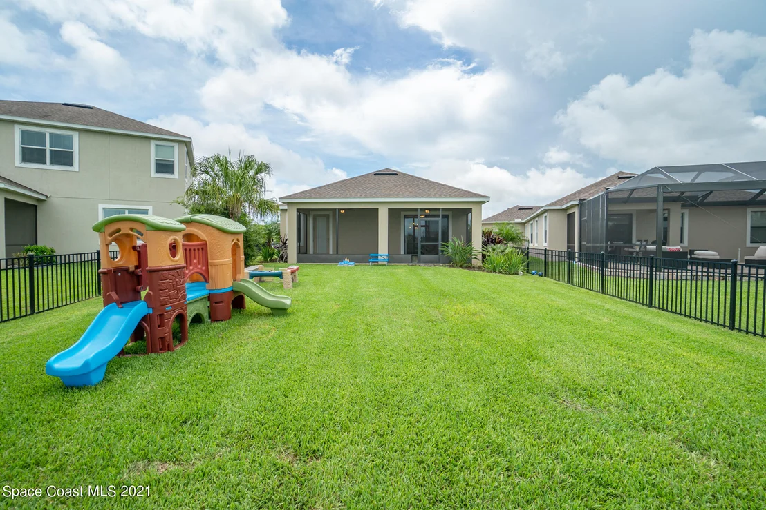 Photo of 3072 Casterton Drive