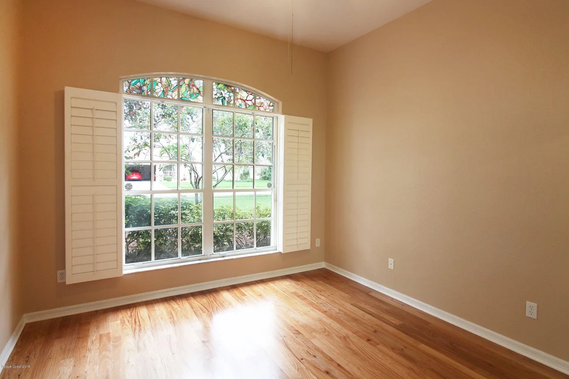 Photo of 5675 Sheffield Place