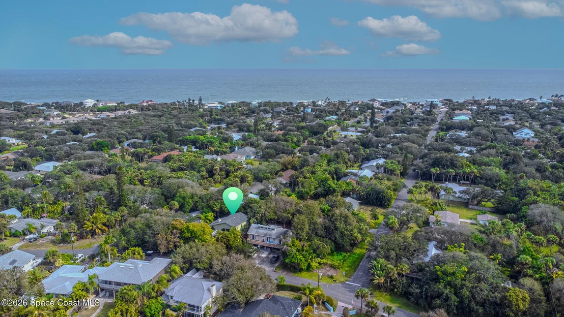 Photo of 5925 Riverside Drive