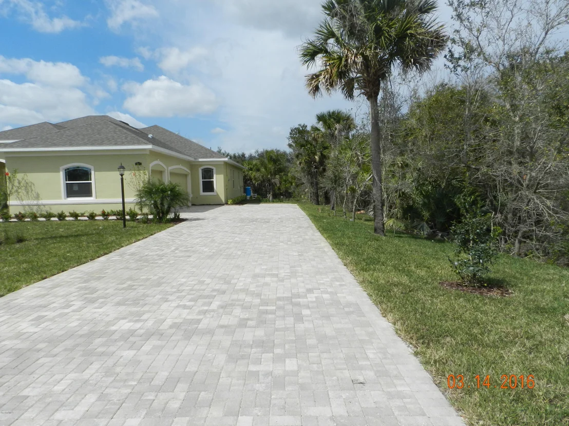 Photo of 2402 Westhorpe Drive