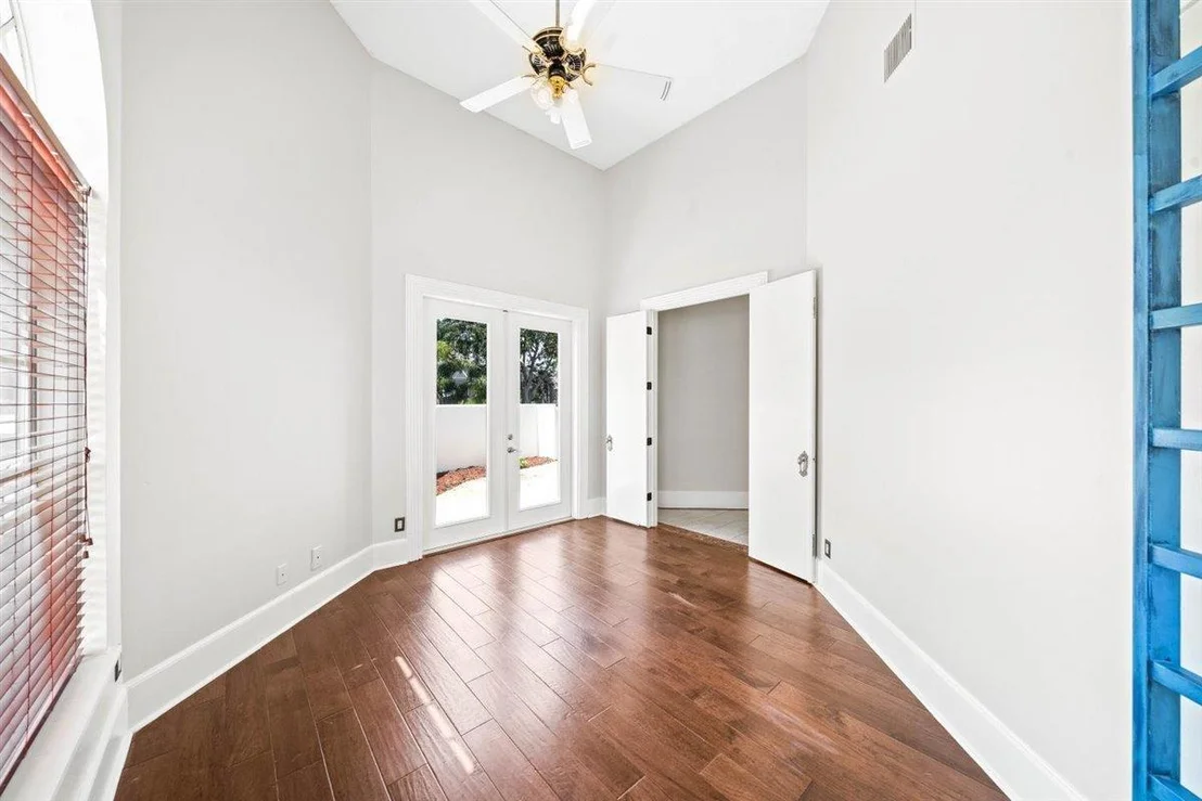 Photo of 680 Falcon Drive