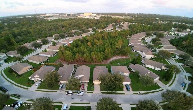 Photo of 2122 Spring Creek Circle NE
