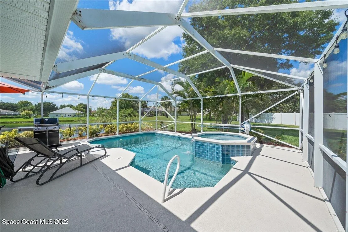 Photo of 2910 Forest Drive