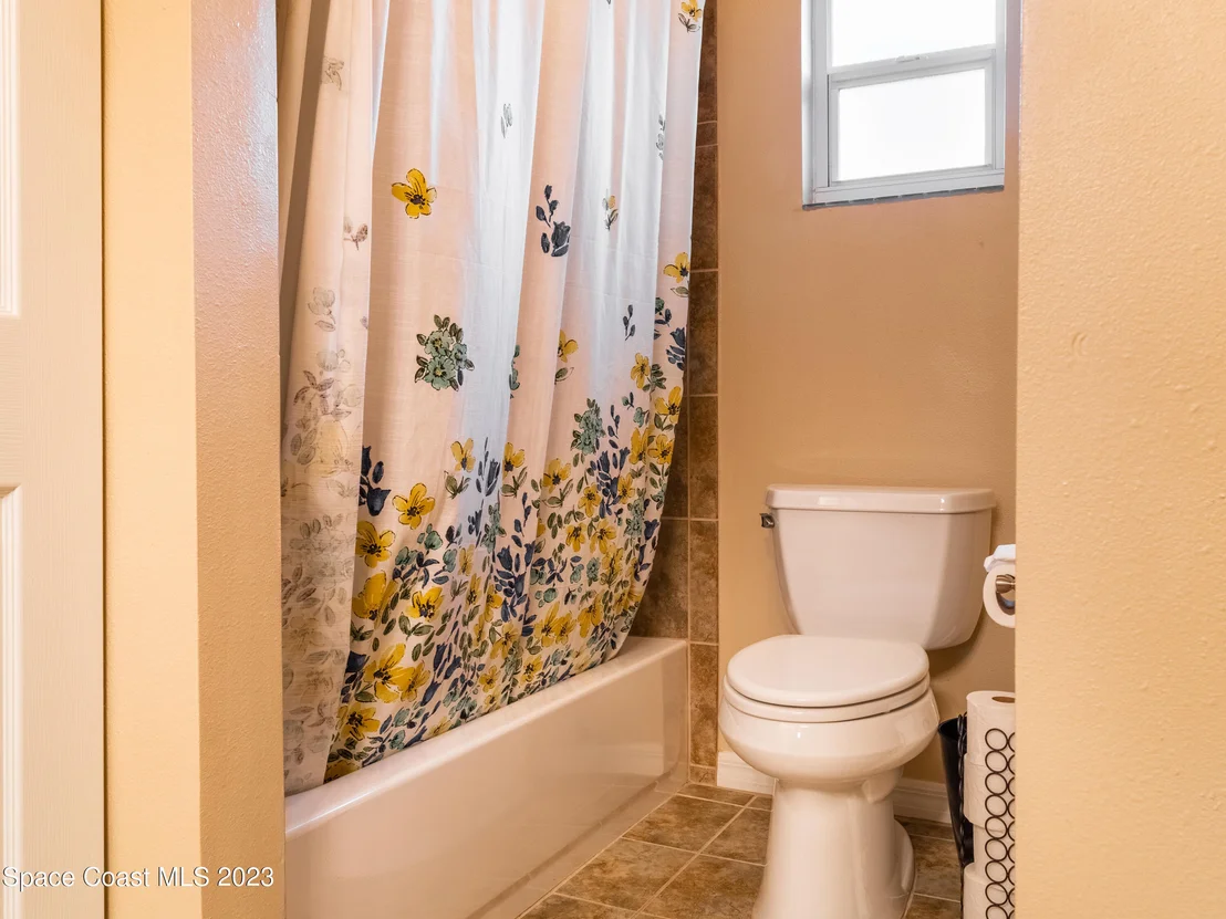 Photo of 401 Port Malabar Boulevard NE