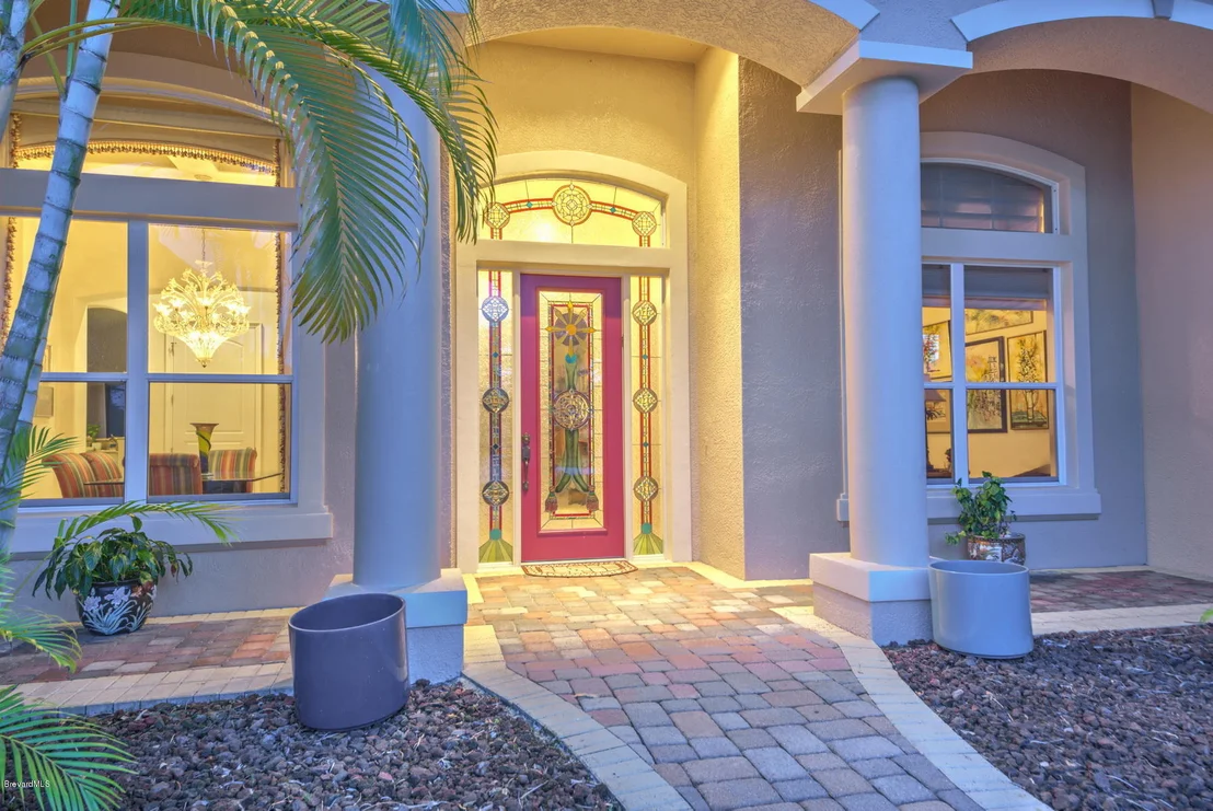Photo of 8317 Cromwell Place