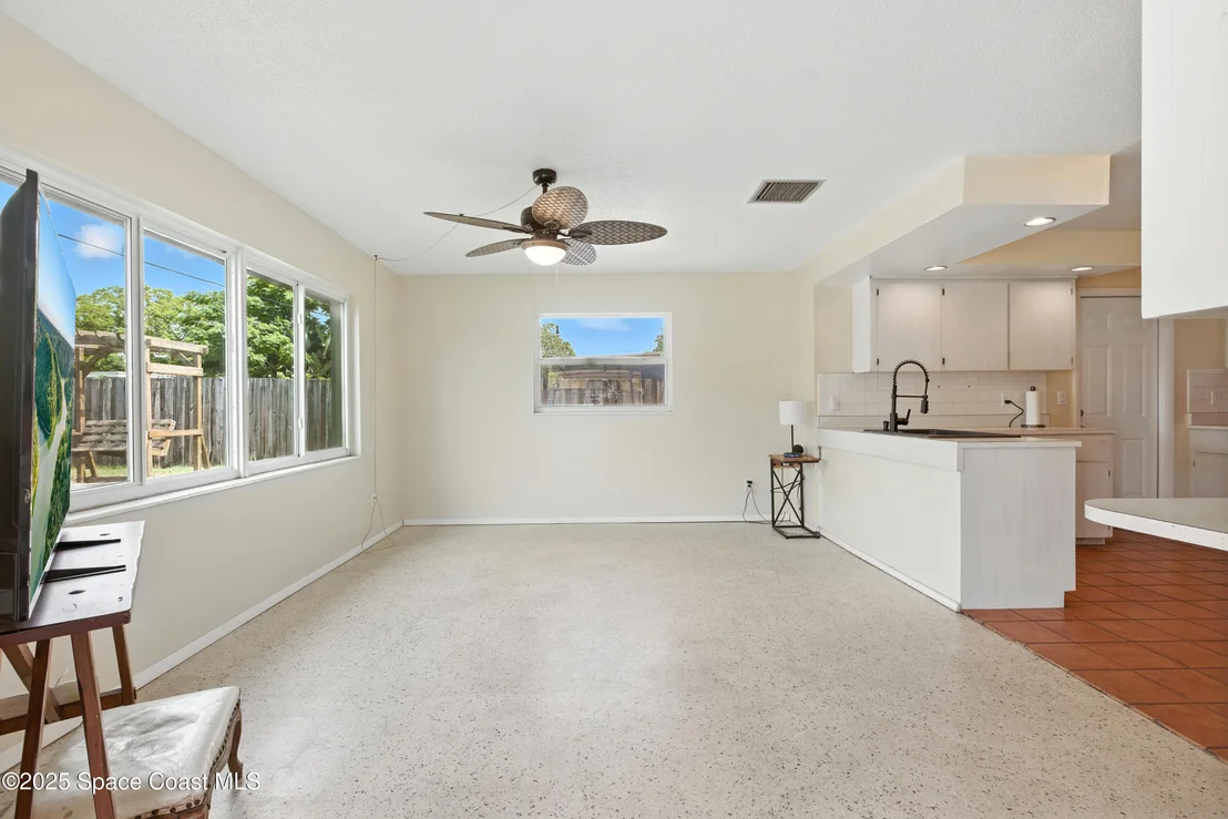 Photo of 582 Croton Road