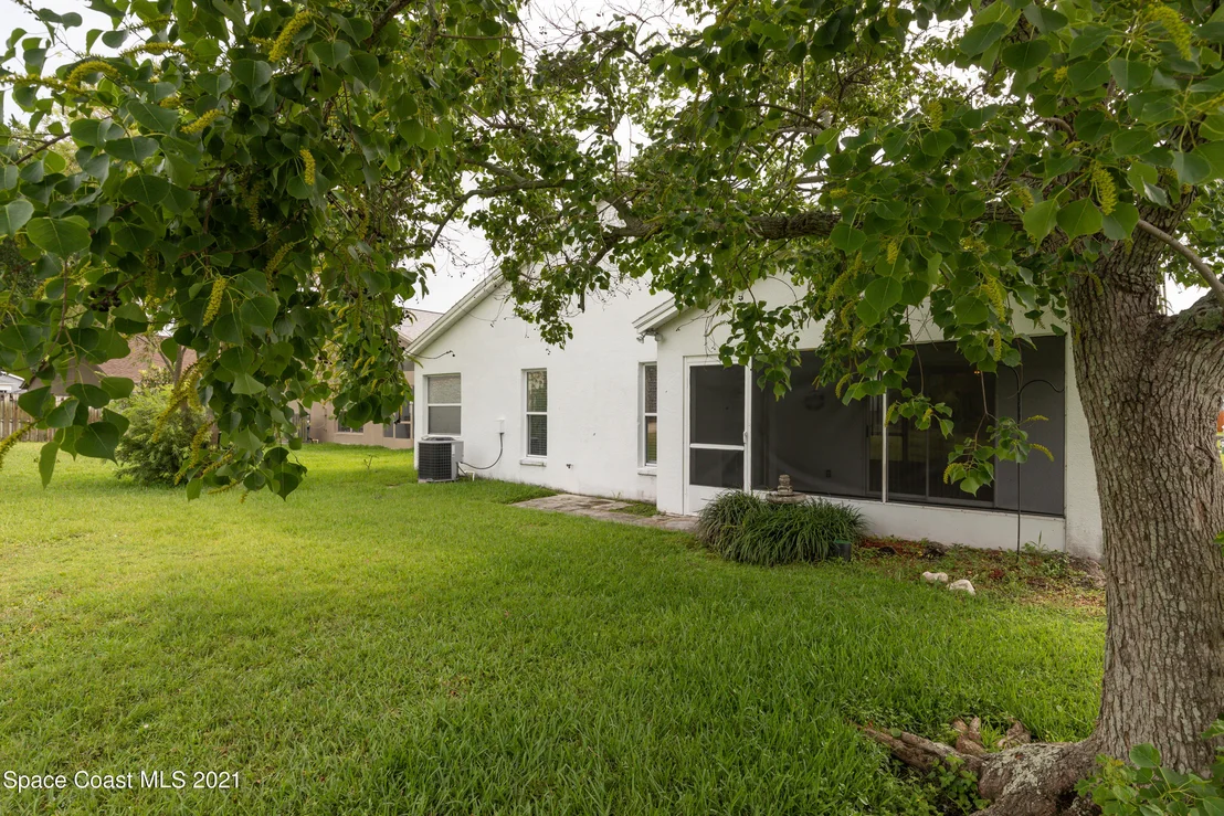 Photo of 8055 Bracken Lane