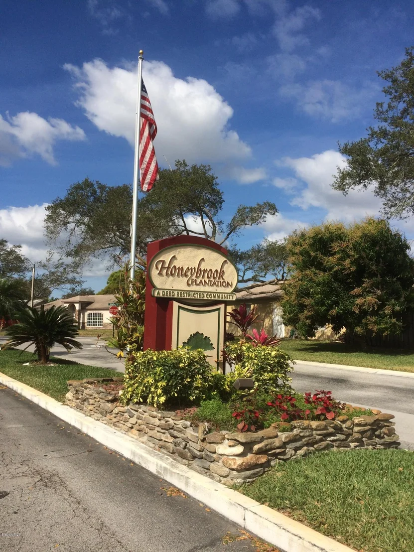Photo of 2355 Shady Oak Road