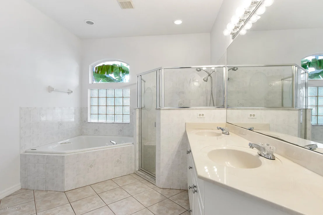 Photo of 1555 Ficus Point Drive
