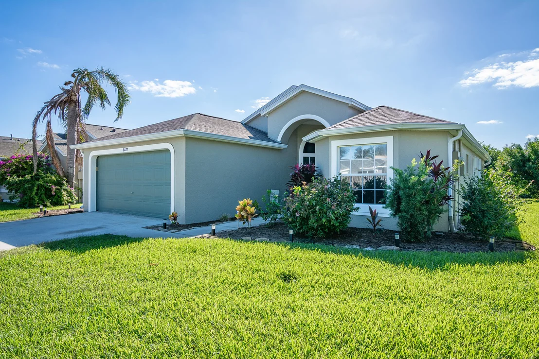 Photo of 8027 Bracken Lane